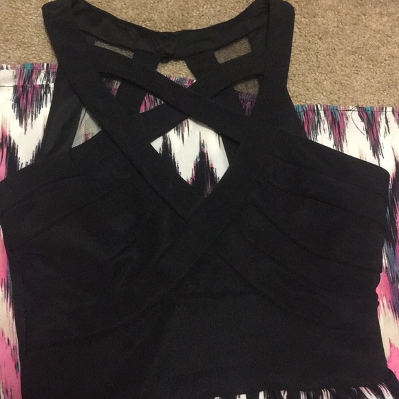 CRYSTAL DOLL PATTERNED MAXI DRESS - Picture 2 of 7